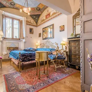  Apartment Curtatone
