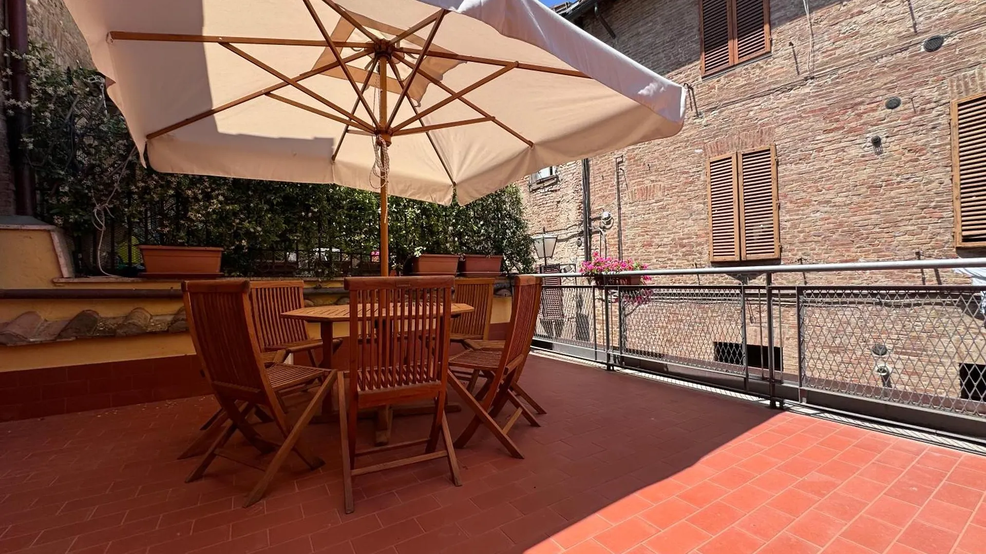 Le Terrazze Di Camollia Apartment Siena Italy